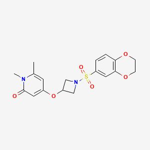 molecular formula C18H20N2O6S B2698936 4-((1-((2,3-二氢苯并[b][1,4]二氧杂环-6-基)磺酰)氮杂环丁烷-3-基)氧基)-1,6-二甲基吡啶-2(1H)-酮 CAS No. 2034426-93-0