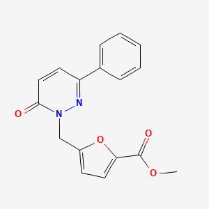 molecular formula C17H14N2O4 B2698943 Methyl 5-[(6-oxo-3-phenylpyridazin-1-yl)methyl]furan-2-carboxylate CAS No. 922944-85-2