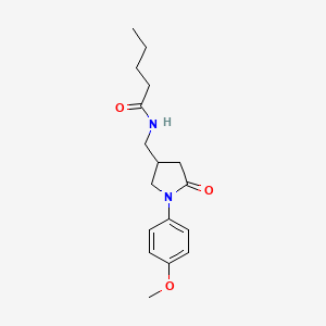 molecular formula C17H24N2O3 B2699077 N-((1-(4-methoxyphenyl)-5-oxopyrrolidin-3-yl)methyl)pentanamide CAS No. 954628-04-7