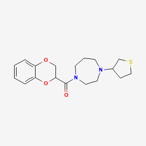 molecular formula C18H24N2O3S B2699113 (2,3-二氢苯并[b][1,4]二氧杂-2-基)(4-(四氢噻吩-3-基)-1,4-二氮杂环戊烷-1-基)甲酮 CAS No. 2310102-62-4