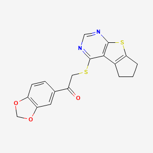 molecular formula C18H14N2O3S2 B2699412 1-(2H-1,3-benzodioxol-5-yl)-2-{7-thia-9,11-diazatricyclo[6.4.0.0^{2,6}]dodeca-1(8),2(6),9,11-tetraen-12-ylsulfanyl}ethan-1-one CAS No. 314261-65-9