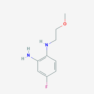 molecular formula C9H13FN2O B2699638 4-氟-N1-(2-甲氧基乙基)苯-1,2-二胺 CAS No. 1152560-87-6