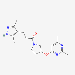 3-(3,5-dimethyl-1H-pyrazol-4-yl)-1-{3-[(2,6-dimethylpyrimidin-4-yl)oxy]pyrrolidin-1-yl}propan-1-one