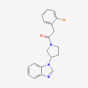 molecular formula C19H18BrN3O B2699864 1-(3-(1H-benzo[d]imidazol-1-yl)pyrrolidin-1-yl)-2-(2-bromophenyl)ethanone CAS No. 2034460-59-6