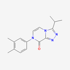 molecular formula C16H18N4O B2699978 7-(3,4-Dimethylphenyl)-3-propan-2-yl-[1,2,4]triazolo[4,3-a]pyrazin-8-one CAS No. 946237-39-4