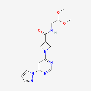 molecular formula C15H20N6O3 B2700583 1-(6-(1H-吡唑-1-基)嘧啶-4-基)-N-(2,2-二甲氧基乙基)氮杂环丁烷-3-甲酰胺 CAS No. 2034280-33-4