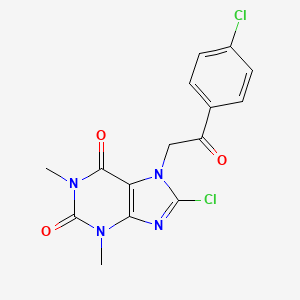 molecular formula C15H12Cl2N4O3 B2700678 8-氯-7-[2-(4-氯苯基)-2-氧乙基]-1,3-二甲基嘧啶-2,6-二酮 CAS No. 321981-01-5