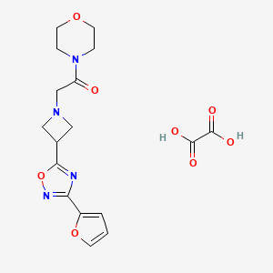 molecular formula C17H20N4O8 B2701213 2-(3-(3-(呋喃-2-基)-1,2,4-噁二唑-5-基)氮杂环丁烷-1-基)-1-吗啉基乙酮草酸盐 CAS No. 1448075-46-4