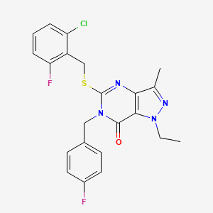 molecular formula C22H19ClF2N4OS B2701375 5-((2-chloro-6-fluorobenzyl)thio)-1-ethyl-6-(4-fluorobenzyl)-3-methyl-1H-pyrazolo[4,3-d]pyrimidin-7(6H)-one CAS No. 1358630-21-3