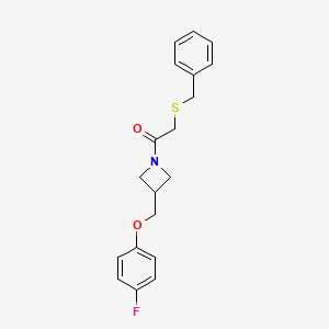 B2701587 2-(Benzylthio)-1-(3-((4-fluorophenoxy)methyl)azetidin-1-yl)ethanone CAS No. 2034570-41-5