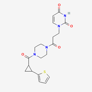 molecular formula C19H22N4O4S B2701692 1-(3-氧代-3-(4-(2-(噻吩-2-基)环丙烷甲酰)哌嗪-1-基)丙基)嘧啶-2,4(1H,3H)-二酮 CAS No. 1211189-24-0