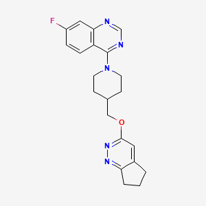 molecular formula C21H22FN5O B2702841 4-[4-(6,7-Dihydro-5H-cyclopenta[c]pyridazin-3-yloxymethyl)piperidin-1-yl]-7-fluoroquinazoline CAS No. 2310122-85-9