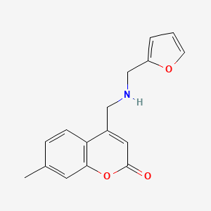 molecular formula C16H15NO3 B2702851 4-(((呋喃-2-基甲基)氨基)甲基)-7-甲基-2H-香豆素-2-酮 CAS No. 844834-89-5
