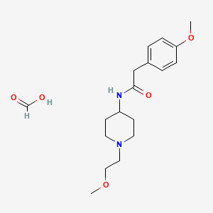 N-(1-(2-methoxyethyl)piperidin-4-yl)-2-(4-methoxyphenyl)acetamide formate