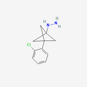 molecular formula C11H13ClN2 B2703000 [3-(2-Chlorophenyl)-1-bicyclo[1.1.1]pentanyl]hydrazine CAS No. 2287272-06-2