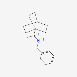 molecular formula C17H25N B2703228 Benzyl(1-{bicyclo[2.2.2]octan-1-yl}ethyl)amine CAS No. 2094561-94-9