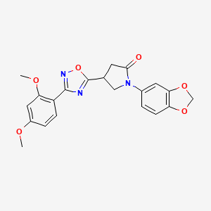 molecular formula C21H19N3O6 B2703946 1-(Benzo[d][1,3]dioxol-5-yl)-4-(3-(2,4-dimethoxyphenyl)-1,2,4-oxadiazol-5-yl)pyrrolidin-2-one CAS No. 946242-33-7