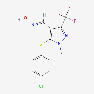 molecular formula C12H9ClF3N3OS B2704708 5-[(4-氯苯基)硫代]-1-甲基-3-(三氟甲基)-1H-吡唑-4-甲醛肟 CAS No. 321533-88-4