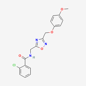 molecular formula C18H16ClN3O4 B2704759 2-chloro-N-((3-((4-methoxyphenoxy)methyl)-1,2,4-oxadiazol-5-yl)methyl)benzamide CAS No. 1226451-57-5