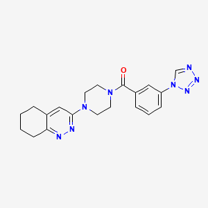 molecular formula C20H22N8O B2704775 (3-(1H-tetrazol-1-yl)phenyl)(4-(5,6,7,8-tetrahydrocinnolin-3-yl)piperazin-1-yl)methanone CAS No. 2034349-53-4