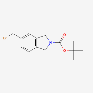 molecular formula C14H18BrNO2 B2705233 叔丁基5-(溴甲基)异吲哚-2-羧酸叔丁基酯 CAS No. 201342-42-9