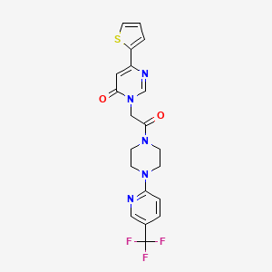 molecular formula C20H18F3N5O2S B2705692 3-(2-氧代-2-(4-(5-(三氟甲基)吡啶-2-基)哌嗪-1-基)乙基)-6-(噻吩-2-基)嘧啶-4(3H)-酮 CAS No. 1251546-92-5