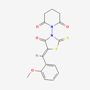1-[(5Z)-5-[(2-methoxyphenyl)methylidene]-4-oxo-2-sulfanylidene-1,3-thiazolidin-3-yl]piperidine-2,6-dione