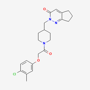 molecular formula C22H26ClN3O3 B2706028 2-[[1-[2-(4-Chloro-3-methylphenoxy)acetyl]piperidin-4-yl]methyl]-6,7-dihydro-5H-cyclopenta[c]pyridazin-3-one CAS No. 2320505-45-9