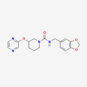 molecular formula C18H20N4O4 B2706123 N-(苯并[d][1,3]二氧杂环戊-5-基甲基)-3-(吡嗪-2-氧基)哌啶-1-甲酰胺 CAS No. 2034228-32-3