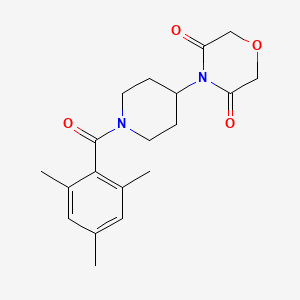 molecular formula C19H24N2O4 B2706487 4-(1-(2,4,6-三甲基苯甲酰基)哌啶-4-基)吗啉-3,5-二酮 CAS No. 2034423-51-1