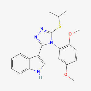 molecular formula C21H22N4O2S B2707145 3-(4-(2,5-dimethoxyphenyl)-5-(isopropylthio)-4H-1,2,4-triazol-3-yl)-1H-indole CAS No. 946377-97-5