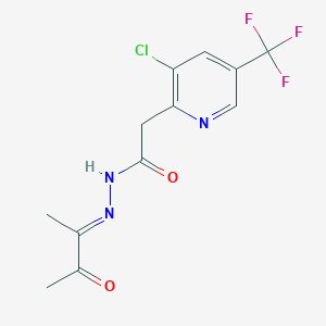 molecular formula C12H11ClF3N3O2 B2708712 2-[3-氯-5-(三氟甲基)-2-吡啶基]-N'-[(E)-1-甲基-2-氧代丙基亚乙酰基]乙酰肼 CAS No. 400084-53-9