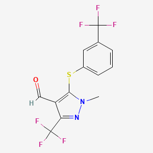 molecular formula C13H8F6N2OS B2709446 1-methyl-3-(trifluoromethyl)-5-{[3-(trifluoromethyl)phenyl]sulfanyl}-1H-pyrazole-4-carbaldehyde CAS No. 400751-40-8