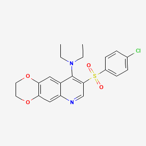 molecular formula C21H21ClN2O4S B2710101 8-(4-氯苯基)磺酰-N,N-二乙基-2,3-二氢-[1,4]二噁杂环[2,3-g]喹啉-9-胺 CAS No. 866895-20-7