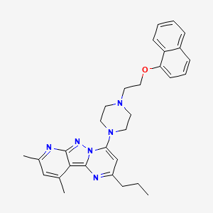 molecular formula C30H34N6O B2710247 11,13-Dimethyl-6-{4-[2-(naphthalen-1-yloxy)ethyl]piperazin-1-yl}-4-propyl-3,7,8,10-tetraazatricyclo[7.4.0.0^{2,7}]trideca-1,3,5,8,10,12-hexaene CAS No. 890623-58-2