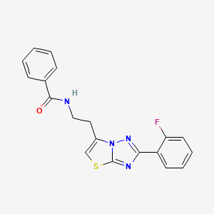 molecular formula C19H15FN4OS B2710315 N-(2-(2-(2-氟苯基)噻唑并[3,2-b][1,2,4]三嗪-6-基)乙基)苯甲酰胺 CAS No. 895790-01-9