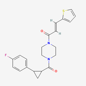 molecular formula C21H21FN2O2S B2710450 (E)-1-(4-(2-(4-fluorophenyl)cyclopropanecarbonyl)piperazin-1-yl)-3-(thiophen-2-yl)prop-2-en-1-one CAS No. 1212765-19-9