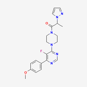 molecular formula C21H23FN6O2 B2710605 1-[4-[5-Fluoro-6-(4-methoxyphenyl)pyrimidin-4-yl]piperazin-1-yl]-2-pyrazol-1-ylpropan-1-one CAS No. 2380186-20-7