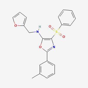 molecular formula C21H18N2O4S B2711575 N-(呋喃-2-基甲基)-4-(苯基磺酰)-2-(间甲苯基)噁唑-5-胺 CAS No. 862738-62-3