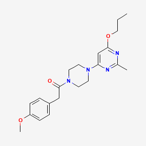 molecular formula C21H28N4O3 B2711700 2-(4-甲氧基苯基)-1-(4-(2-甲基-6-丙氧基嘧啶-4-基)哌嗪-1-基)乙酮 CAS No. 946230-85-9