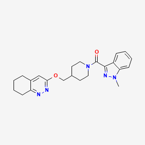 molecular formula C23H27N5O2 B2711734 3-{[1-(1-methyl-1H-indazole-3-carbonyl)piperidin-4-yl]methoxy}-5,6,7,8-tetrahydrocinnoline CAS No. 2310128-52-8