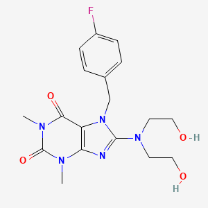 molecular formula C18H22FN5O4 B2712597 8-(bis(2-hydroxyethyl)amino)-7-(4-fluorobenzyl)-1,3-dimethyl-1H-purine-2,6(3H,7H)-dione CAS No. 505080-57-9