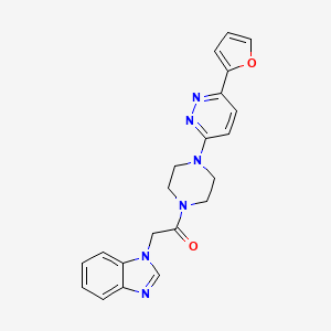 molecular formula C21H20N6O2 B2713059 2-(1H-benzo[d]imidazol-1-yl)-1-(4-(6-(furan-2-yl)pyridazin-3-yl)piperazin-1-yl)ethanone CAS No. 1203277-08-0