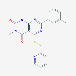 molecular formula C21H19N5O2S B2713552 1,3-二甲基-7-(3-甲基苯基)-5-(吡啶-2-基甲硫基)嘧啶并[4,5-d]嘧啶-2,4-二酮 CAS No. 872688-30-7