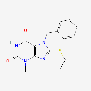 molecular formula C16H18N4O2S B2716499 3-Methyl-7-(phenylmethyl)-8-(propan-2-ylthio)purine-2,6-dione CAS No. 371781-41-8