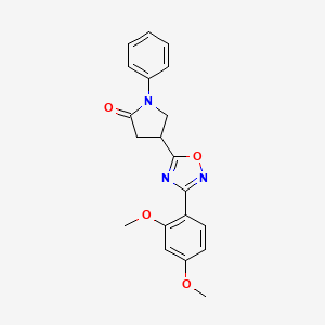 4-[3-(2,4-Dimethoxyphenyl)-1,2,4-oxadiazol-5-yl]-1-phenylpyrrolidin-2-one