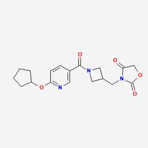 molecular formula C18H21N3O5 B2717884 3-((1-(6-(环戊氧基)烟酰胺-3-基)吡咯啶-3-基)甲基)噁唑烷-2,4-二酮 CAS No. 2034523-95-8