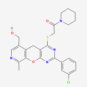 molecular formula C25H25ClN4O3S B2718570 2-((2-(3-chlorophenyl)-6-(hydroxymethyl)-9-methyl-5H-pyrido[4',3':5,6]pyrano[2,3-d]pyrimidin-4-yl)thio)-1-(piperidin-1-yl)ethanone CAS No. 892383-53-8