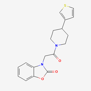molecular formula C18H18N2O3S B2718622 3-(2-氧代-2-(4-(噻吩-3-基)哌啶-1-基)乙基)苯并[d]噁唑-2(3H)-酮 CAS No. 1396851-60-7