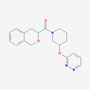 Isochroman-3-yl(3-(pyridazin-3-yloxy)piperidin-1-yl)methanone